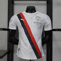 Maillot Manchester City FC 2025/2026 Extérieur–  Homme (Blanc à Bande Diagonale Rouge et noir, Version Joueur)