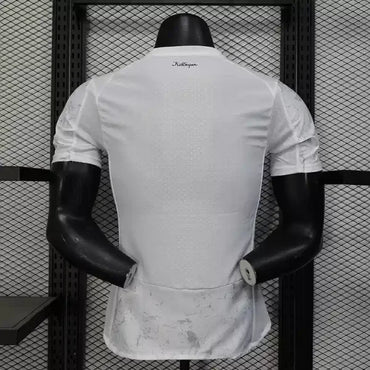 Maillot Manchester City FC 2025/2026 Extérieur–  Homme (Blanc à Bande Diagonale Rouge et noir, Version Joueur)