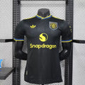 Maillot Manchester United 2025/2026 – Maillot Third Joueur (Noir avec Finitions Bleues et Jaunes)
