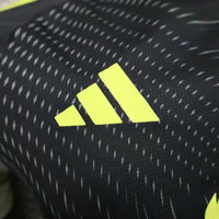 Maillot Manchester United 2025/2026 – Maillot Second Extérieur Joueur (Noir avec Nuances Jaune Fluo)