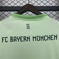 Maillot Bayern Munich 2025/2026 – Maillot Gardien Vert