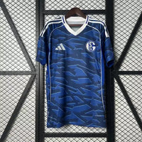 Maillot  Schalke 04 2025/2026 – Domicile  L’élégance rhénane signée Adidas