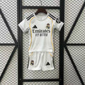 Ensemble enfant Real Madrid 2025/2026 –Domicile Blanc