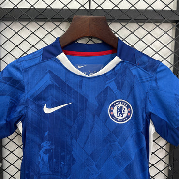 Ensemble Chelsea 2025/2026-Domicile – Ensemble Officiel – Maillot + Short-Ensemble Enfant et Adulte
