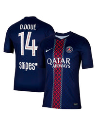 Maillot Officiel “D. DOUÉ 14” - Paris Saint-Germain 2025/2026 – Maillot-PSG-Domicile-Manches Courtes-Hommes