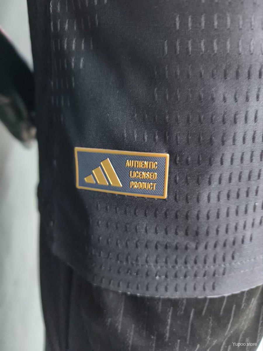 Maillot Algérie 2026/2027 – Édition Spéciale “Black Fennecs” – Manches Courtes