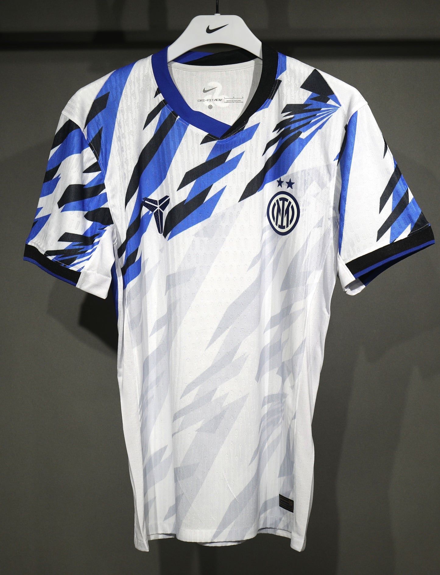 Maillot Inter Milan 2025/2026 –Édition « Black Mamba »-Domicile- Officiel-Manches Courtes-Hommes
