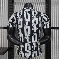 Maillot FC Barcelone 2025/2026 édition spéciale « Noir i Blanc »