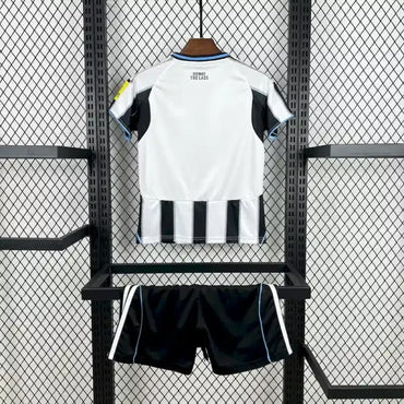 Ensemble Enfant Newcastle United 2025/2026 – Ensemble Domicile Enfant