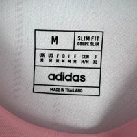 Maillot  Real Madrid 2025/26 Editions Spécial Rose et Blanc- Manches courtes