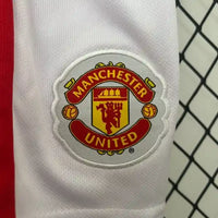 Ensemble enfant Manchester United 2009/2010 – Ensemble Domicile Enfant (Rétro)