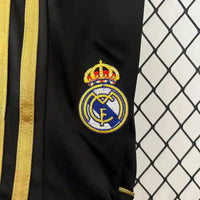 ⚫🟡 Ensemble Enfant Real Madrid Rétro 2011/2012 – Extérieur Noir Doré