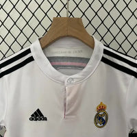 Ensemble Enfant Real Madrid Rétro 2014/2015 – Domicile Blanc Violet