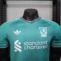 Maillots Liverpool FC 2025/2026 – Maillot Third Homme (Bleu Turquoise)