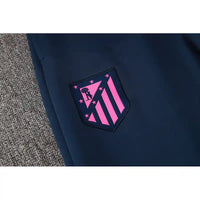 Ensemble Homme Atlético de Madrid 2024/2025 – Haut Rose & Jogging Bleu Foncé